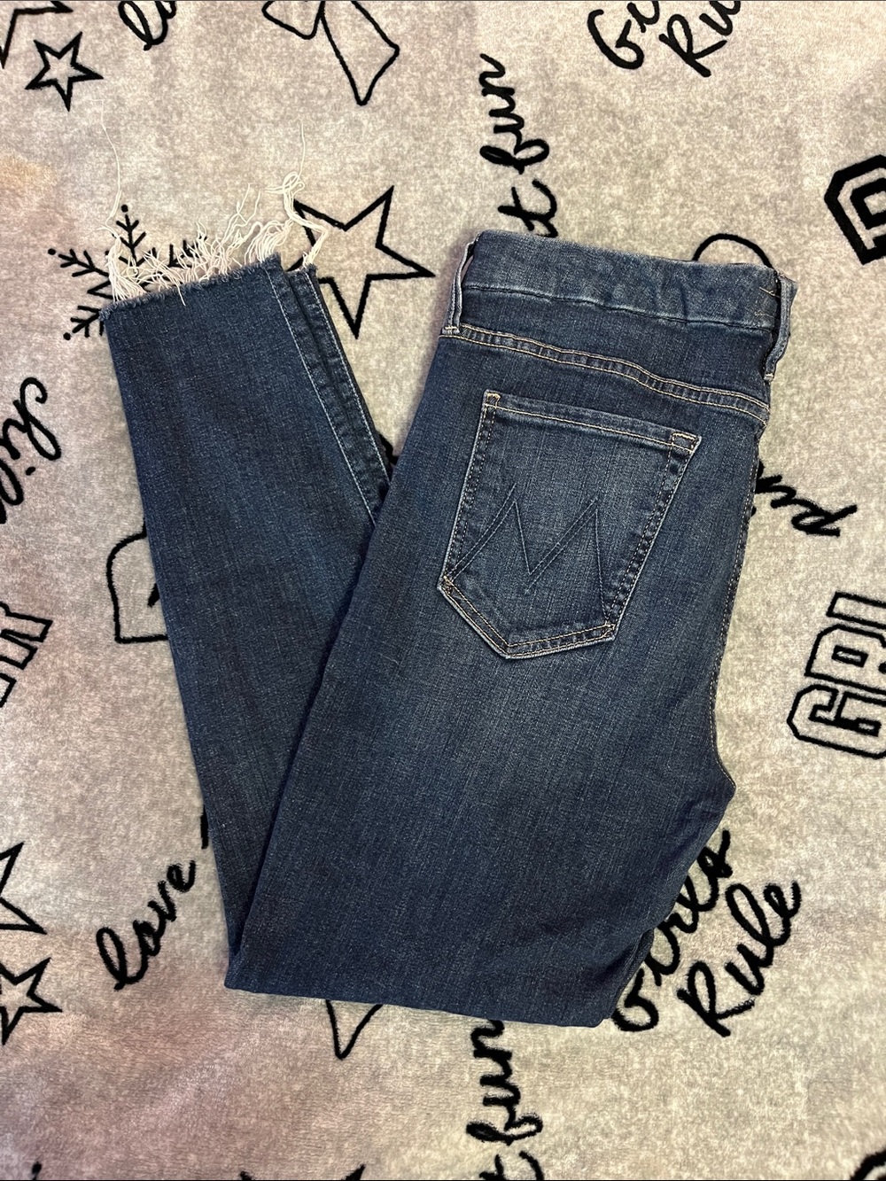 MOTHER Dark Blue Cropped Raw-Hem, Looker Ankle Fray Jeans Size 32